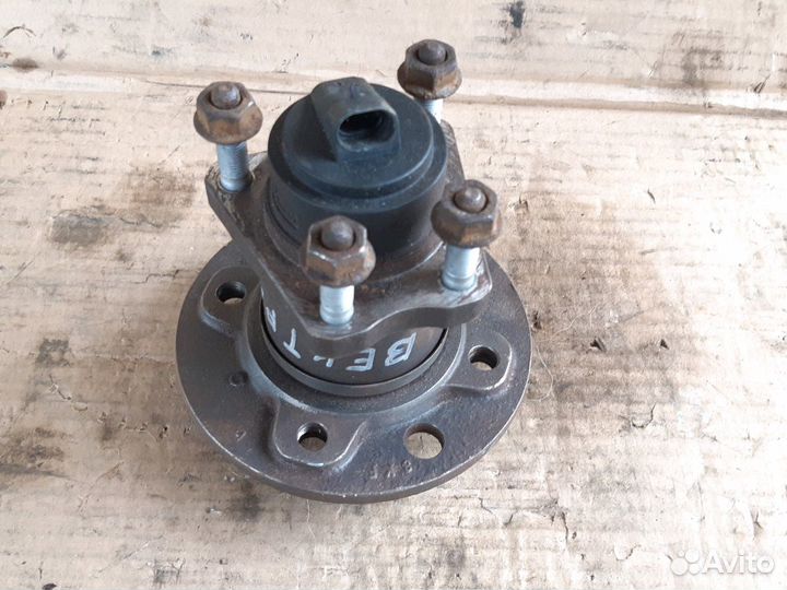 Ступица задняя Опель Вектра Б