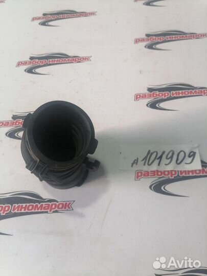 Патрубок Mazda 6 2.0 GH
