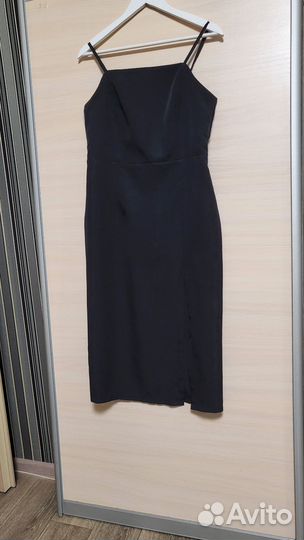 Вечернее черное платье