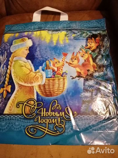 Подарочная упаковка, пакеты