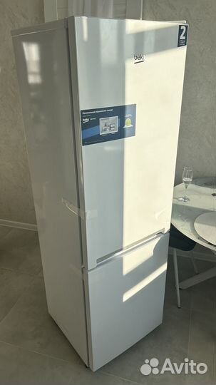 Новый Холодильник beko 170см