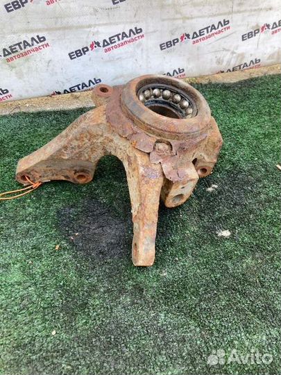 Кулак поворотный передний правый Hyundai Santa Fe