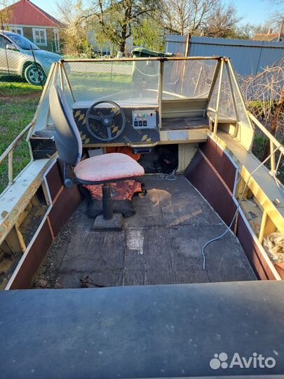 Моторная лодка