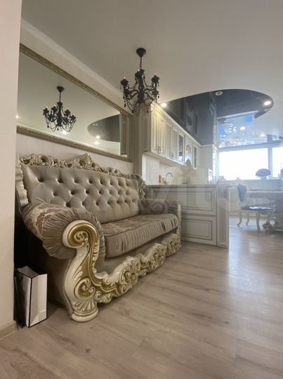 2-к. квартира, 65 м², 13/16 эт.