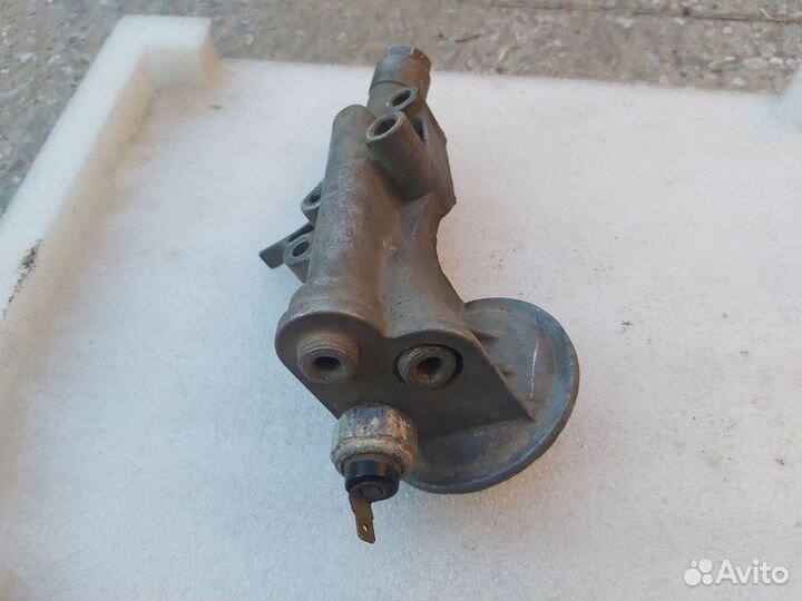 Кронштейн масляного фильтра Hyundai Sonata Y3 G4CP