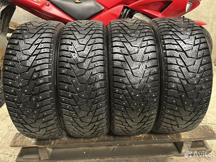 Hankook Winter I'Pike RS2 W429 215/55 R17 98T