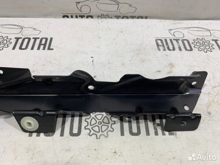 Кронштейн бампера задний Bmw 745 E65 N62B44 2004