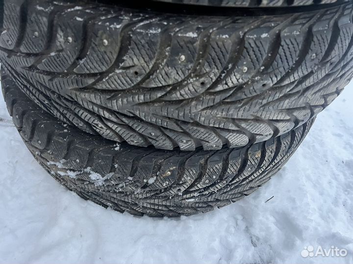 Yokohama Ice Guard Stud IG55 235/65 R16 108T