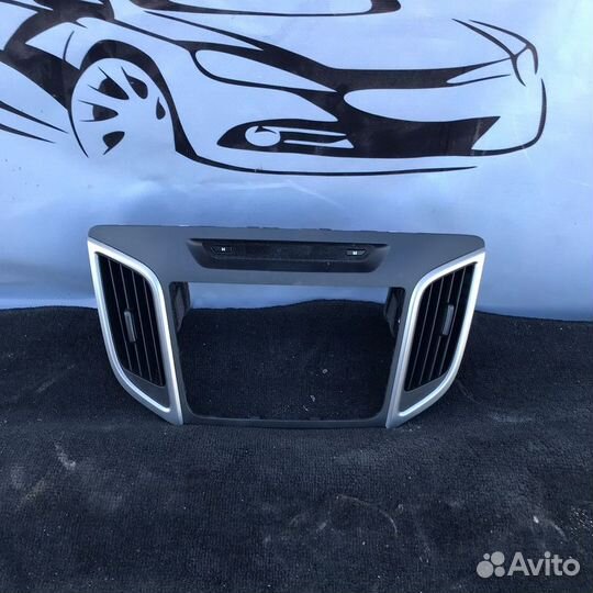 Рамка магнитолы Hyundai Creta GS 1.6 G4FG МКПП 2WD