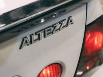 Toyota Altezza 2.0 AT, 2001, 222 222 км, с пробегом, цена 1 500 000 руб.