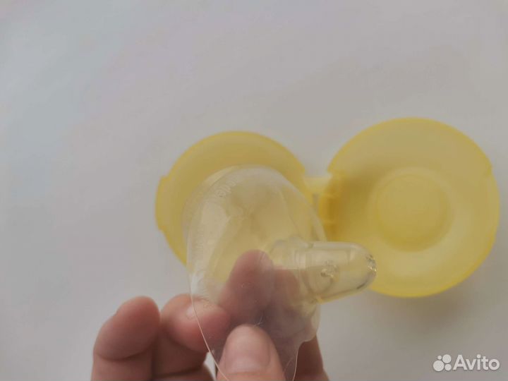 Накладки на грудь medela