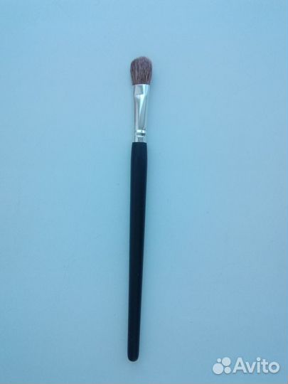 Кисть для макияжа Avon