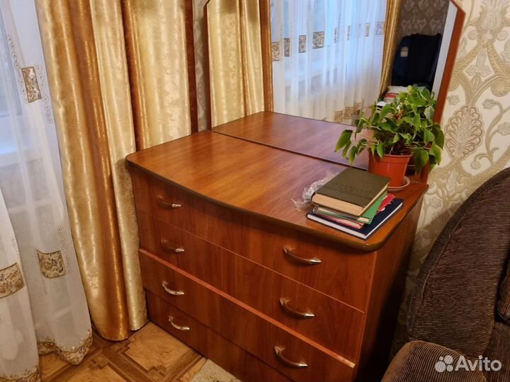 Комод с зеркалом бу