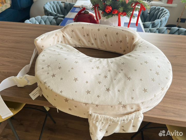 Подушка для кормления эргономическая stars