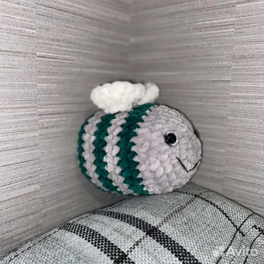 Пчёлка из пряжи