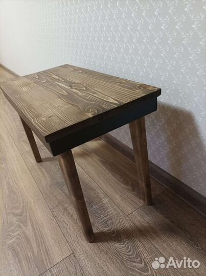 Журнальный столик