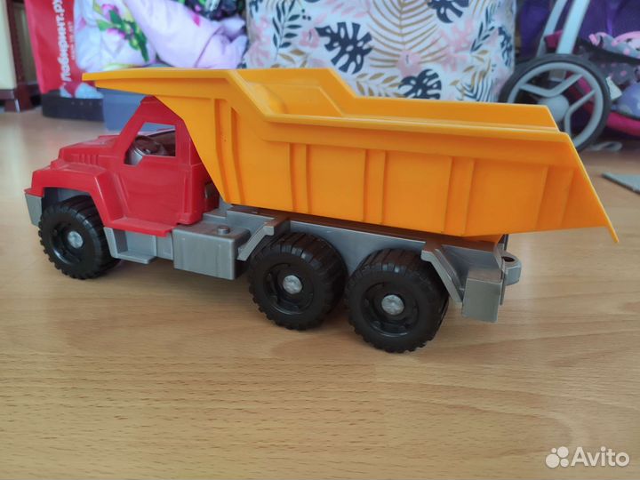 Грузовик самосвал 36см