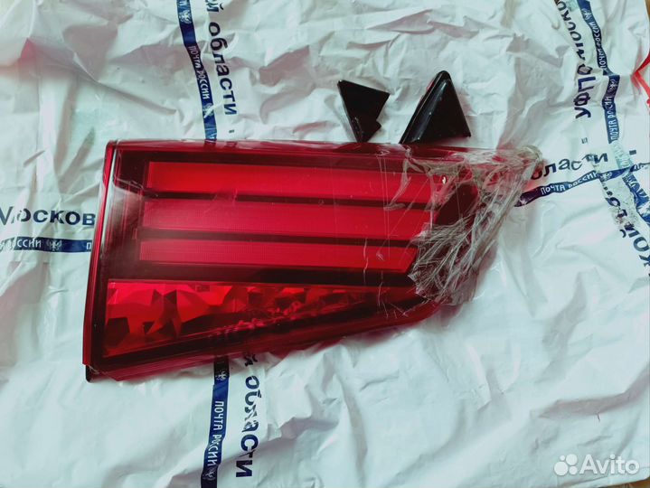 Фара задняя левая Mitsubishi Outlander 3