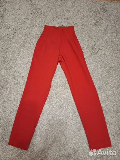 Брючный костюм новый