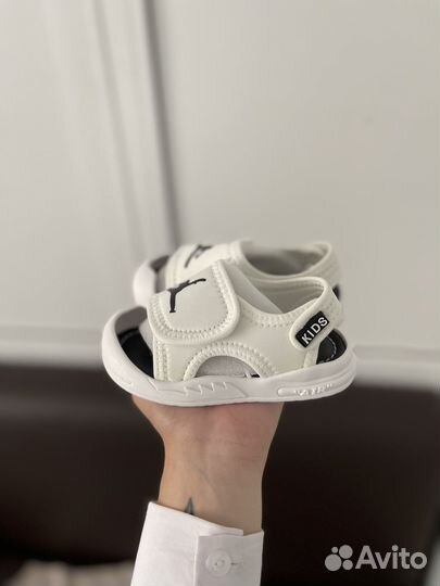 Сандали детские