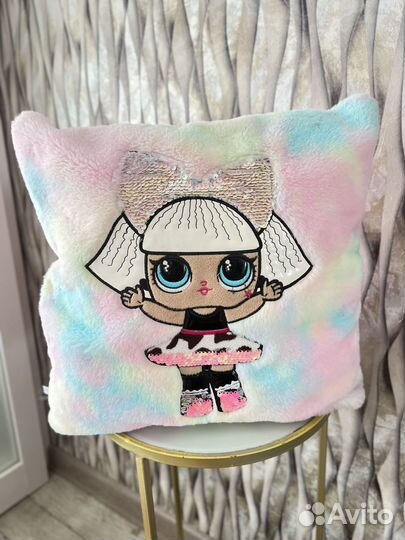 Подушка декоративная Лол