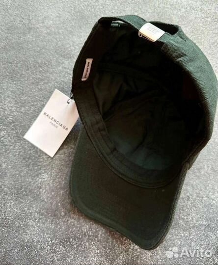 Кепка Balenciaga унисекс