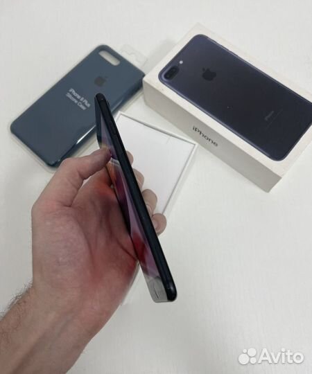 Отличный iPhone 7 Plus 32gb Black
