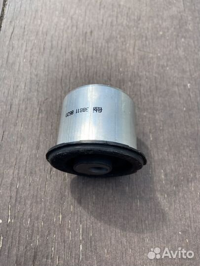 Сайлентблок рычага нижнний Audi Q7,VW Touareg