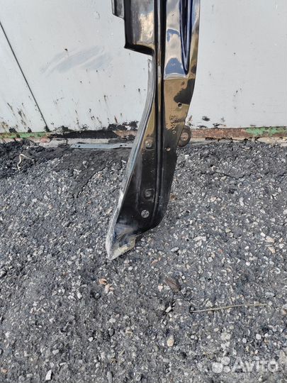 Планки крепления правого крыла Туарег GP