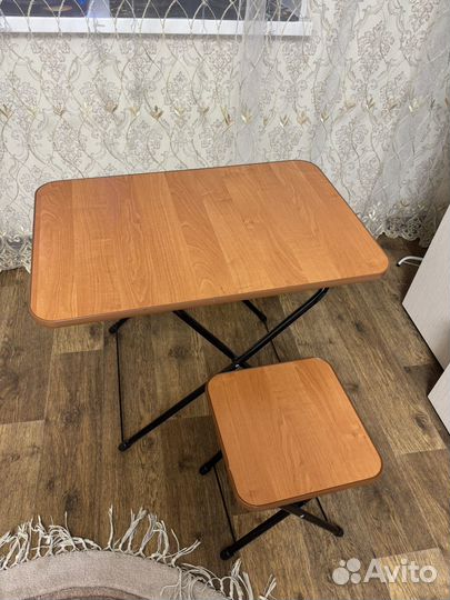 Детский стол и стул