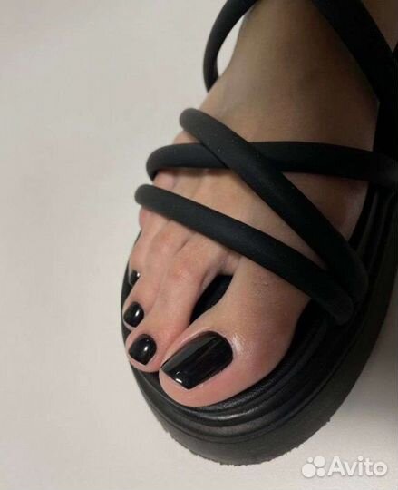 Маникюр