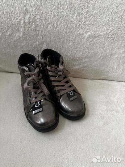 Ботинки для девочки 33 размер