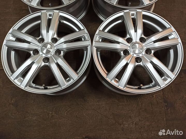 Диски 16 5х114,3 ET40 из Японии и без пробега в РФ