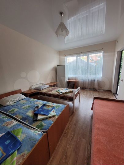 Комната 20 м² в 1-к., 1/3 эт.