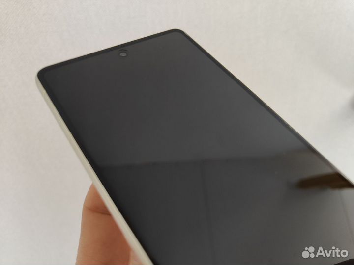 Полиуретановая пленка на Google Pixel