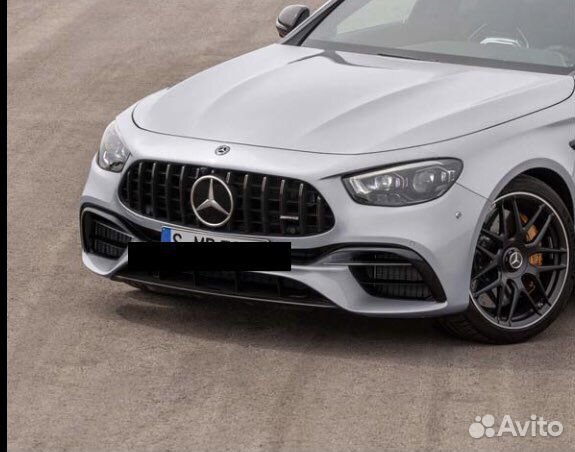 Решетка радиатора w213 GT рестайл