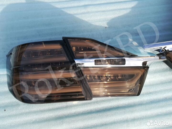 Фонарь задний Camry 55 14-17 г Диодные-Дымчатые