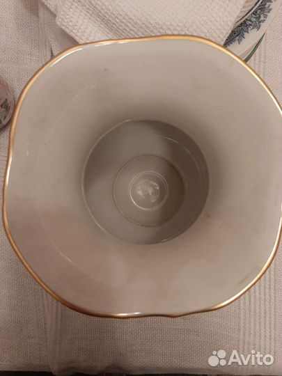 Unter Weiss Bach ваза