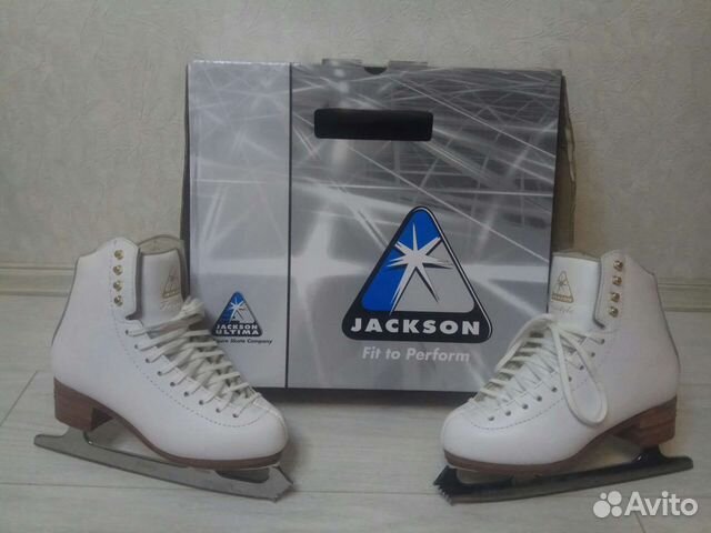 Фигурные коньки jackson freestyle 4,5c 35(22,5)