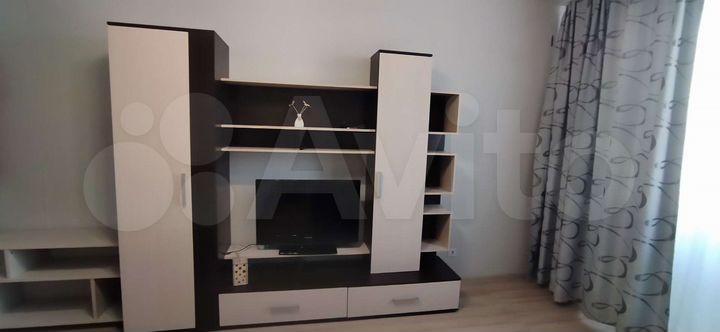 1-к. квартира, 43 м², 2/3 эт.