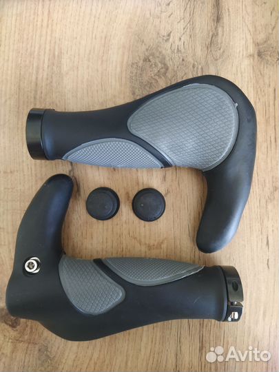 Грипсы для велосипеда