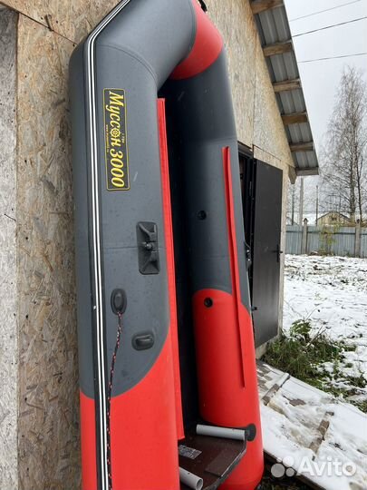 Лодка муссон 3000