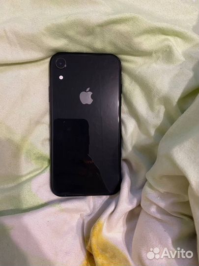 Телефон iPhone xr