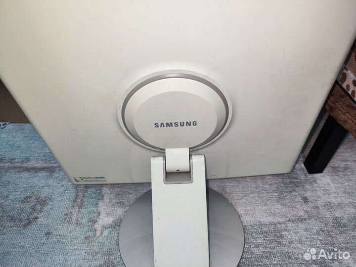 Монитор Samsung, Phillips