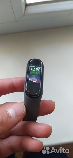 Mi band 4 + зарядка