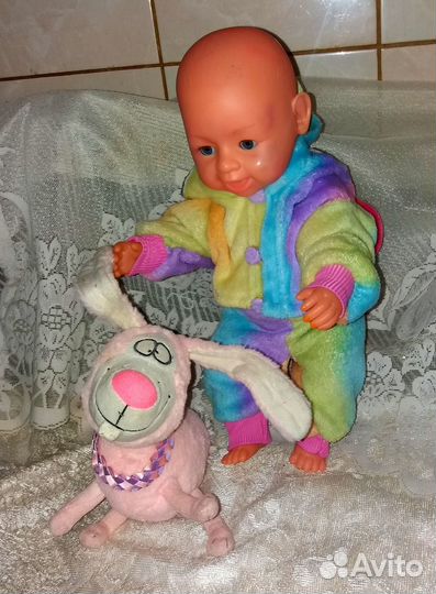 Кукла пупс и зайчик