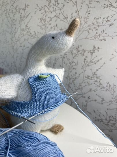 Гусь обнимусь