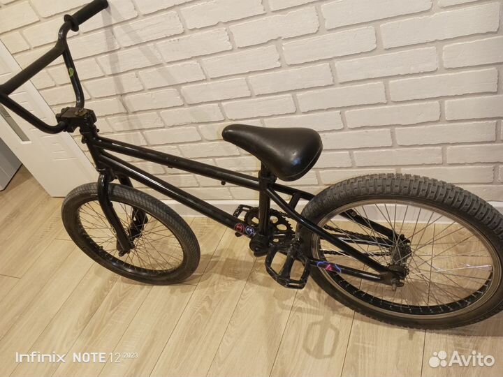 Трюковой велосипед bmx