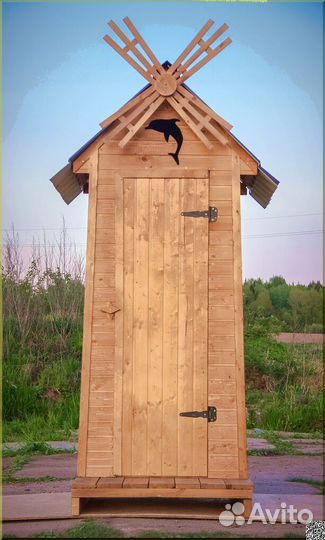 Уличный туалет с установкой