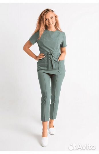 Медицинский костюм